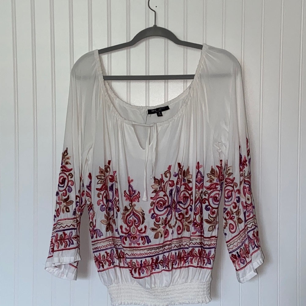Romeio & Juliet Boho Embroidered Blouse Size M